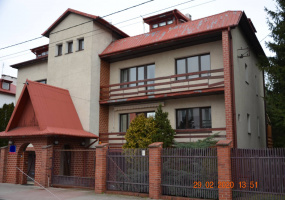 4 AL.Bzów, Warszawa, 02-495, 11 Bedrooms Bedrooms, ,5 BathroomsBathrooms,Domy,Na sprzedaż,AL.Bzów,1003